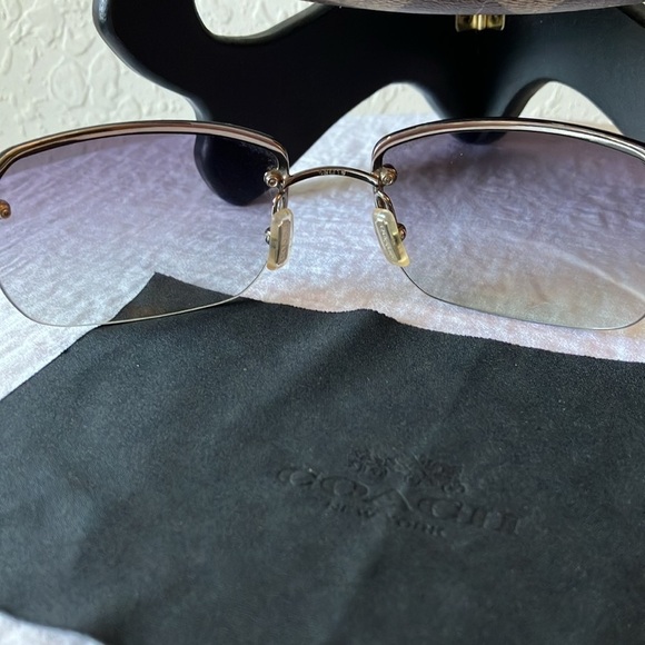 Coach: Black Bleeker (S322) Sunglasses- Case & Cleaning Cloth- lenses have marks - Picture 15 of 16
